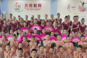 天柱中国舞